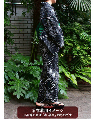 うたの☆プリンスさまっ♪ K.M☆U.P YUKATA-MODE 浴衣 「夏の夜」 身丈(肩)約167cm、袖丈約49cm、裄丈約68cm(適応身長 約155cm~約168cm)、ビジュアルカード:約縦210×横297mm(A4サイズ)